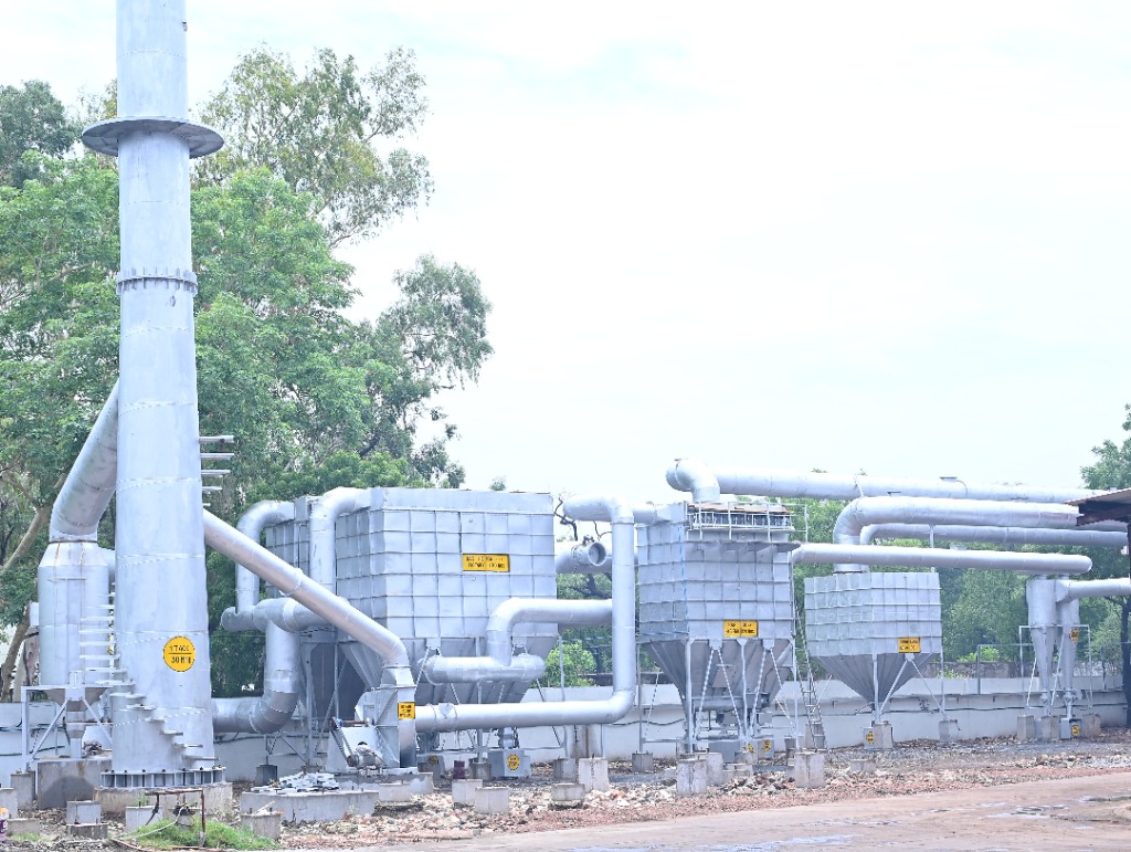 30-meter air pollution control emission stack with continuous monitoring at 3S Global Greens plant
